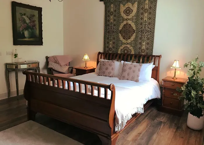 The Happy Pig 4* Kenmare